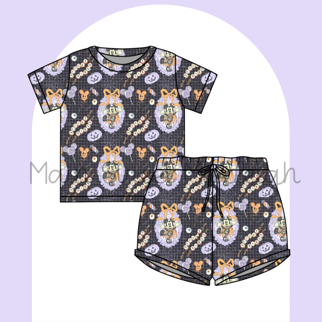 Spooky vibe Halloween waffle set