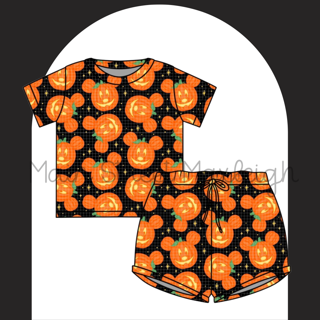 Halloween on Main Street waffle set