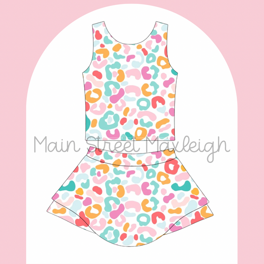 Colorful leopard yoga set