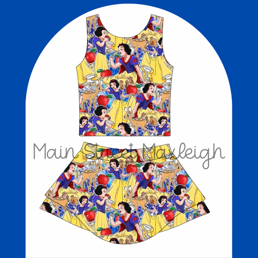 Snow White yoga set