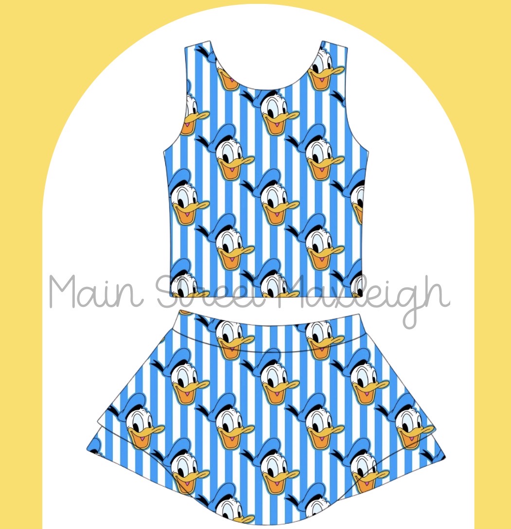 Bright blue duck yoga set