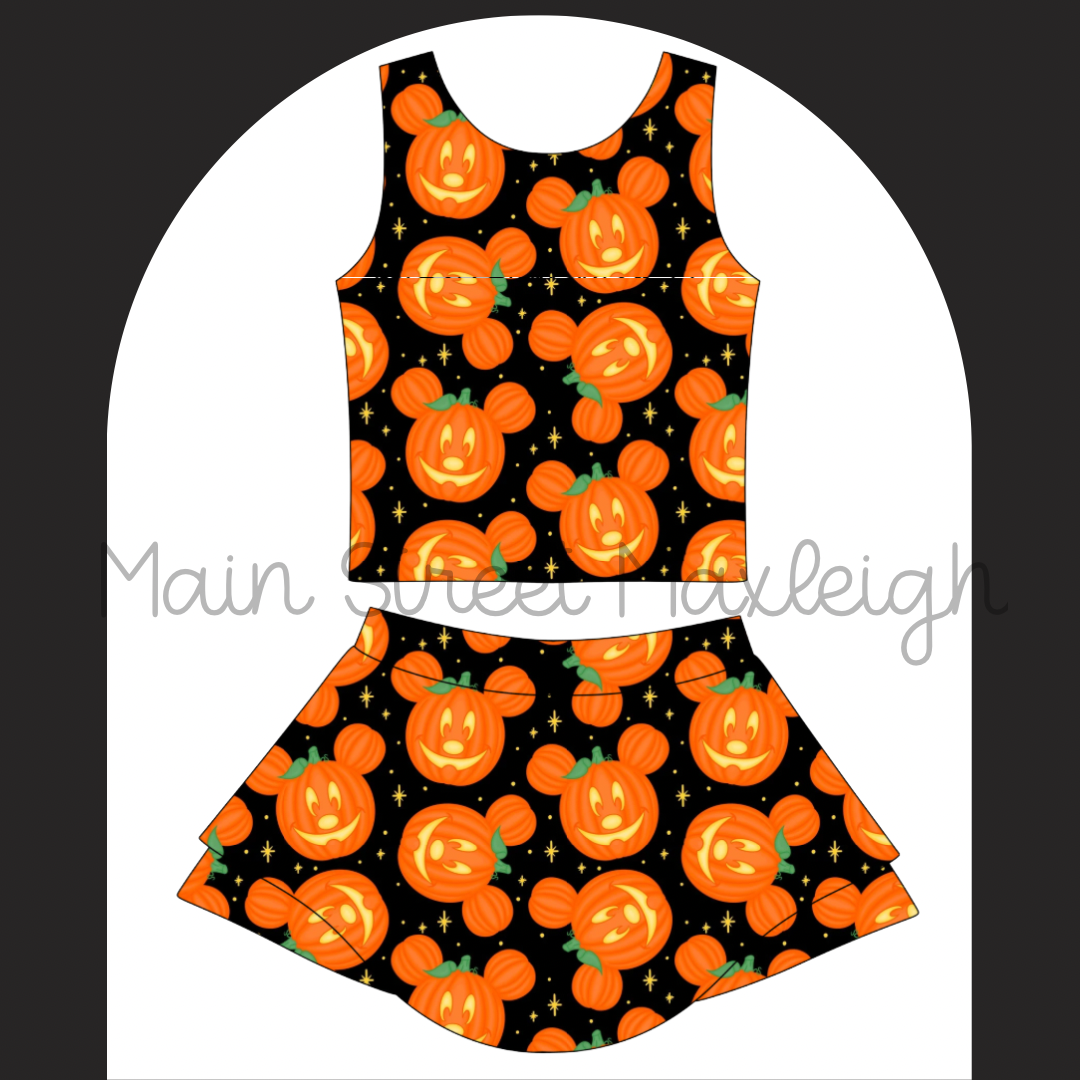 Halloween on mainstreet yoga set