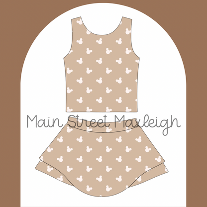 Neutral mouse yoga set