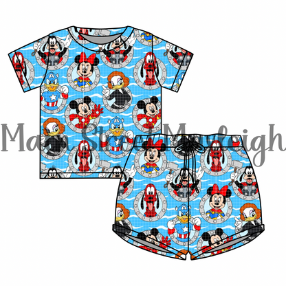 Hero Porthole Cruise Waffle Set