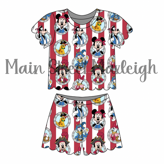 Pirate Porthole cruise Scallop short set